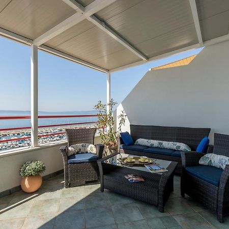 Apartmán Seaside Penthouse With Hot Tub Sky Living Split Exteriér fotografie
